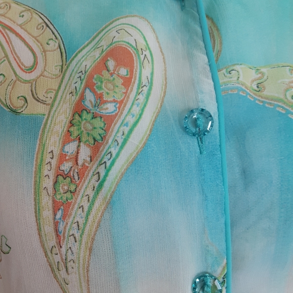 Ladies top - Picture 2 of 9